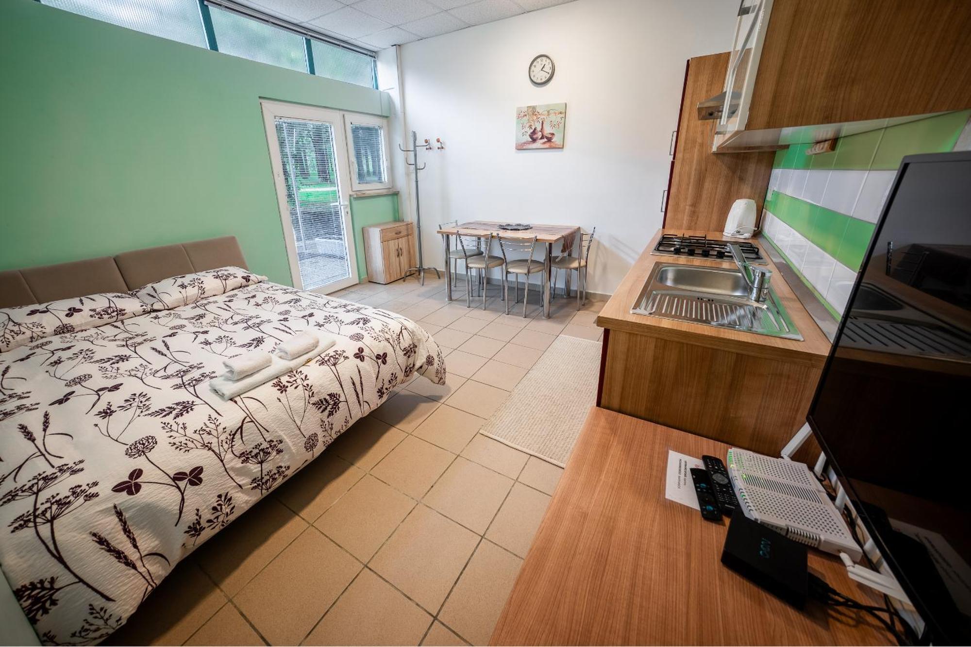 Apartma Kamp Ajdovscina Luaran gambar