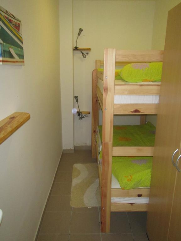 Apartma Kamp Ajdovscina Luaran gambar