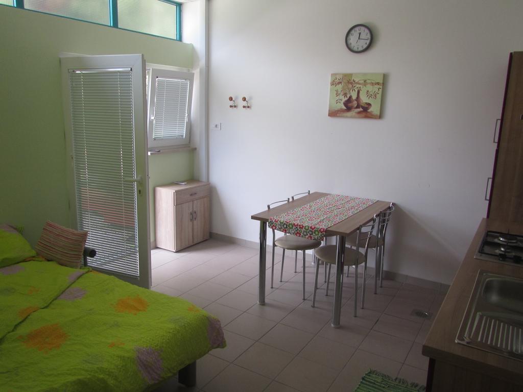 Apartma Kamp Ajdovscina Luaran gambar